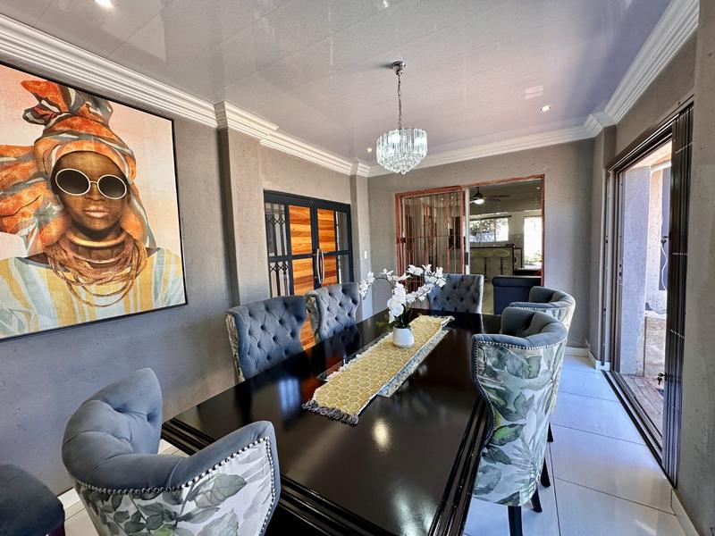 4 Bedroom Property for Sale in Dorandia Gauteng