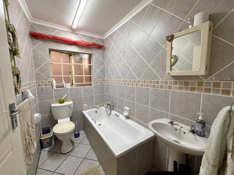 3 Bedroom Property for Sale in Florauna Gauteng