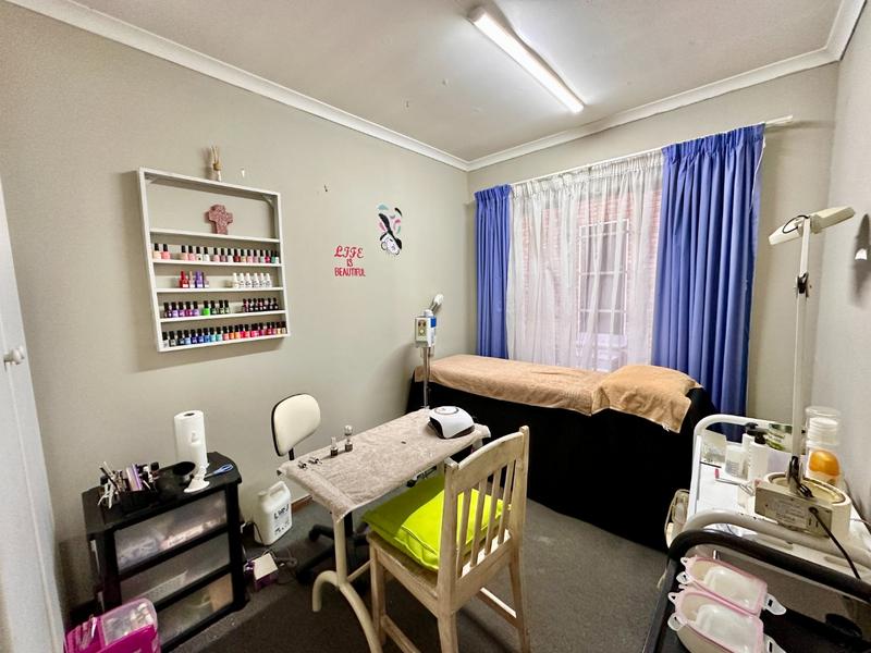 3 Bedroom Property for Sale in Florauna Gauteng