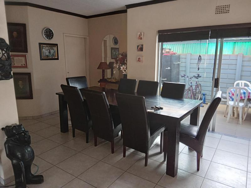 3 Bedroom Property for Sale in Buurendal Gauteng