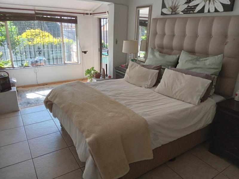 3 Bedroom Property for Sale in Buurendal Gauteng