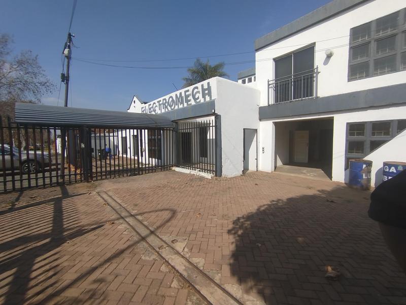 To Let commercial Property for Rent in Anderbolt Gauteng