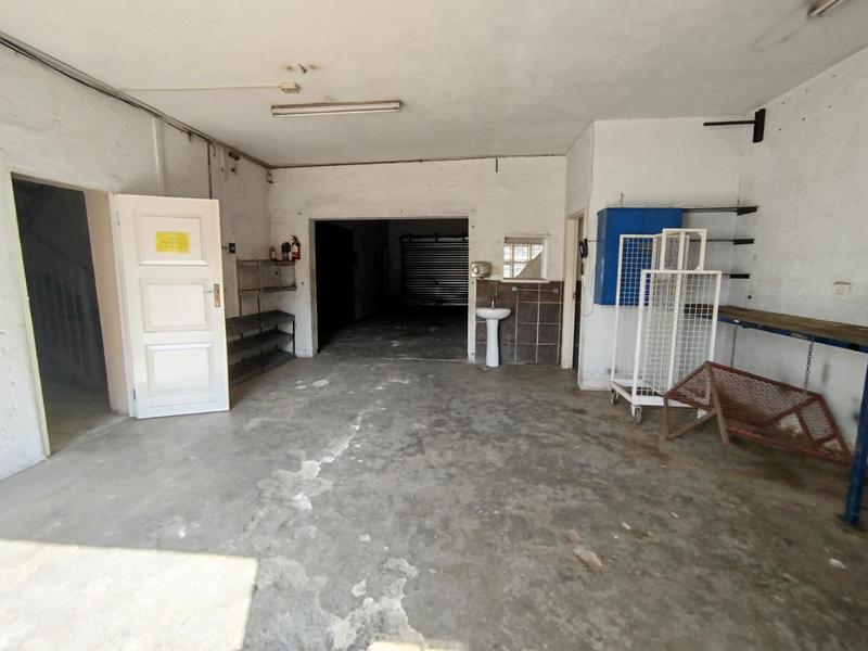 To Let commercial Property for Rent in Anderbolt Gauteng