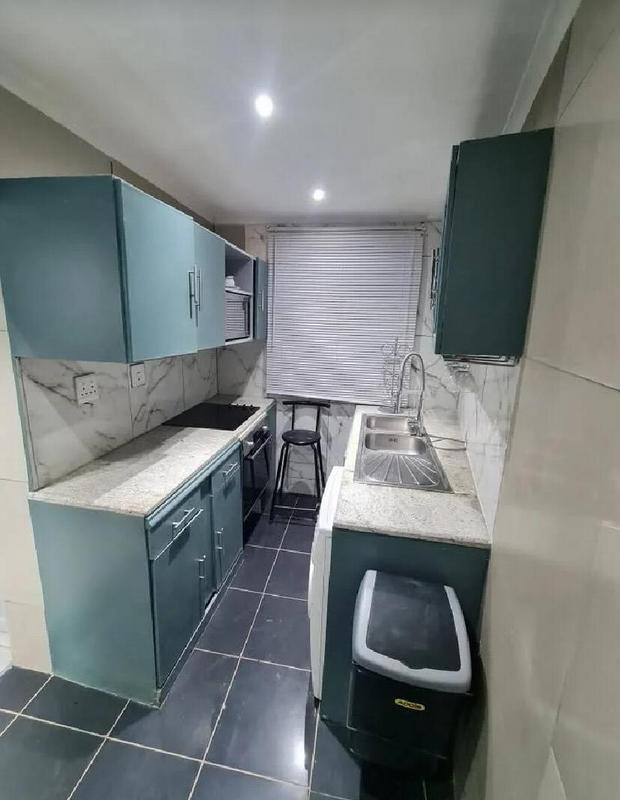 To Let 1 Bedroom Property for Rent in Roodekrans Gauteng