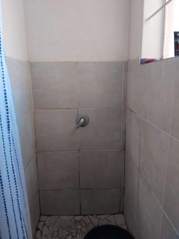 To Let 1 Bedroom Property for Rent in Malvern East Gauteng