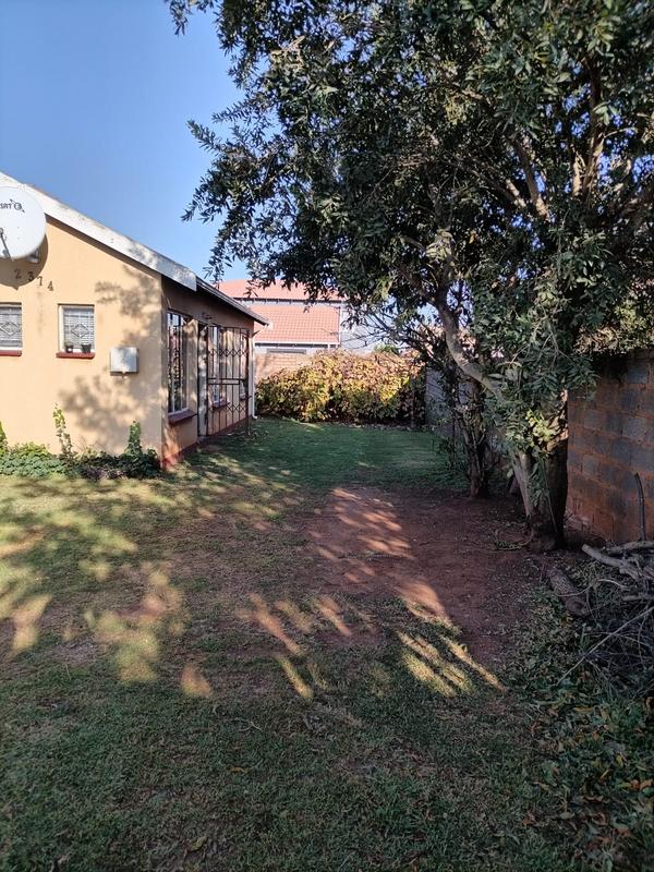To Let 3 Bedroom Property for Rent in Mapleton A H Gauteng