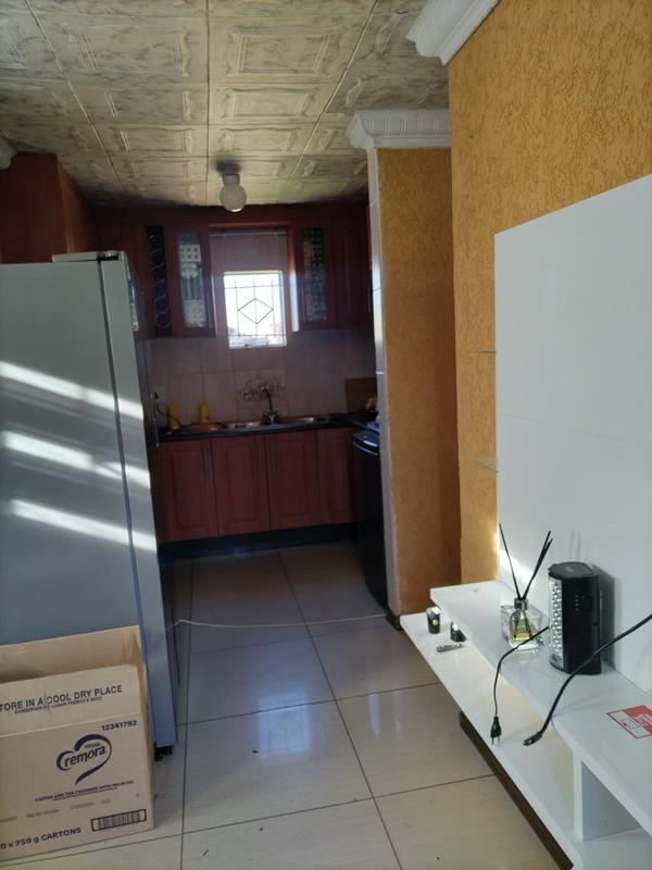 To Let 3 Bedroom Property for Rent in Mapleton A H Gauteng