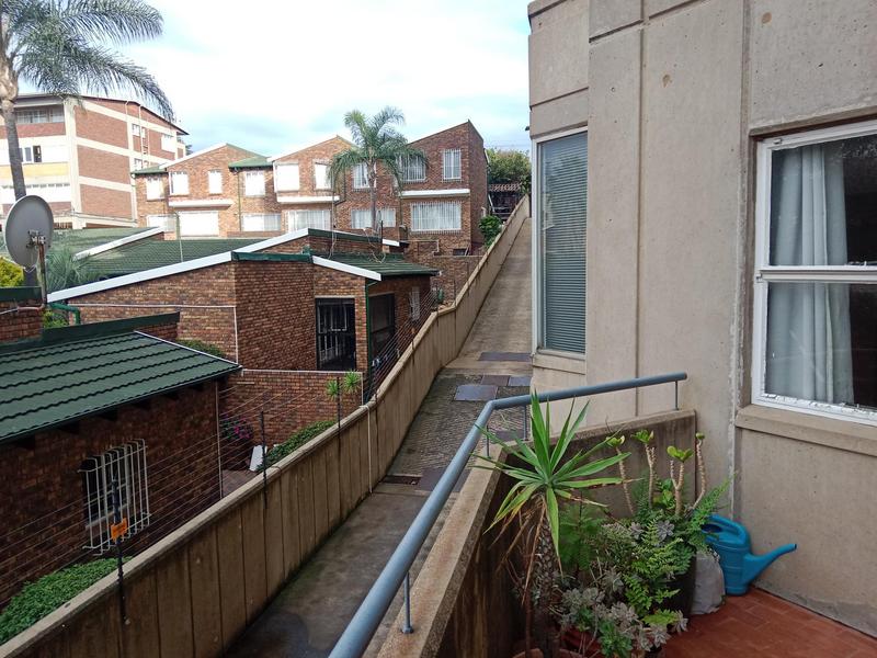 To Let 2 Bedroom Property for Rent in Primrose Hill Gauteng