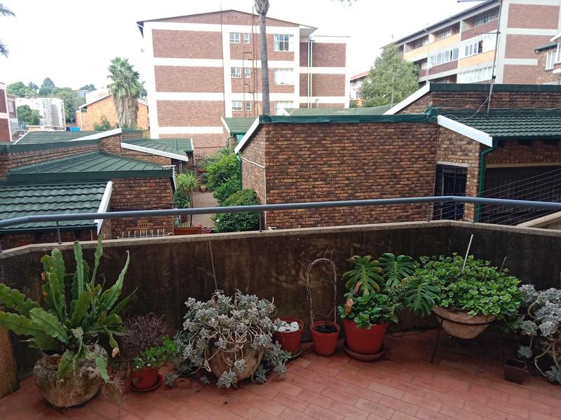 To Let 2 Bedroom Property for Rent in Primrose Hill Gauteng