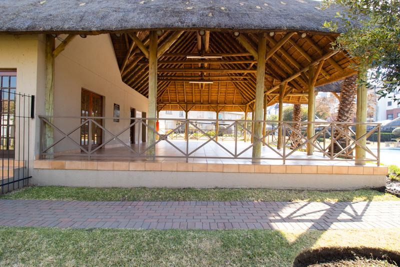 To Let 2 Bedroom Property for Rent in Greenstone Hill Gauteng