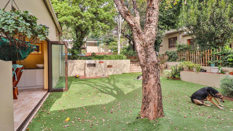6 Bedroom Property for Sale in Kensington Gauteng