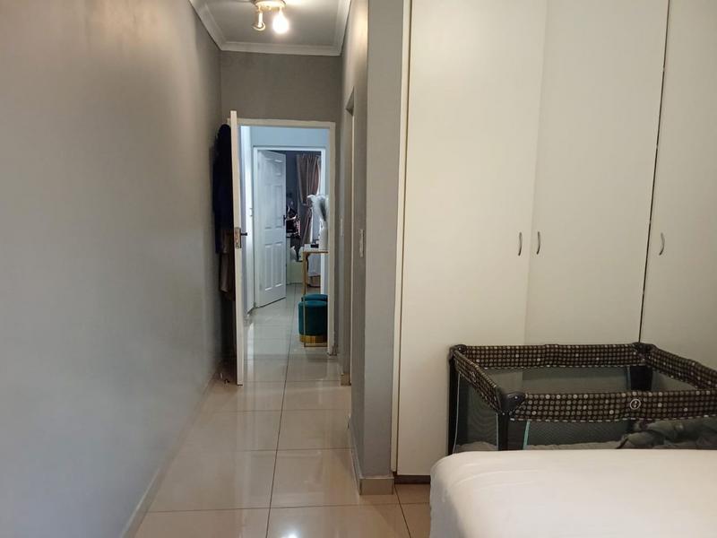 To Let 2 Bedroom Property for Rent in Vorna Valley Gauteng