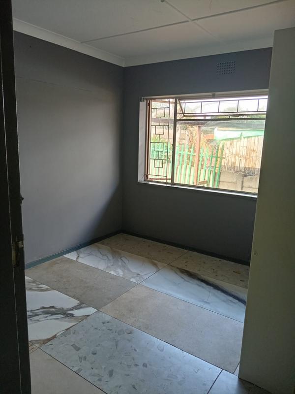 To Let 3 Bedroom Property for Rent in Wannenburghoogte Gauteng
