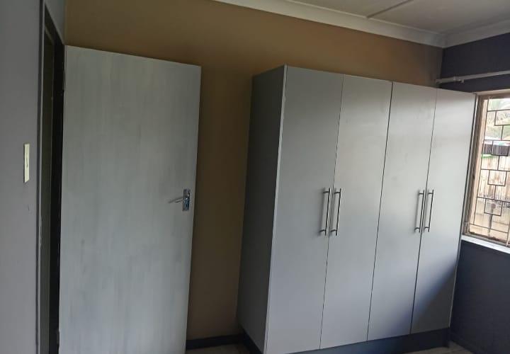 To Let 3 Bedroom Property for Rent in Wannenburghoogte Gauteng