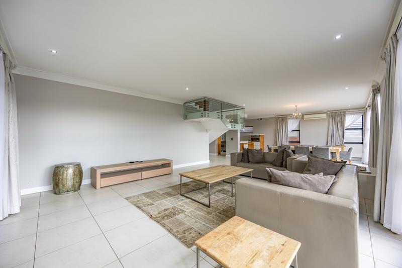 3 Bedroom Property for Sale in Waterkloof Ridge Gauteng