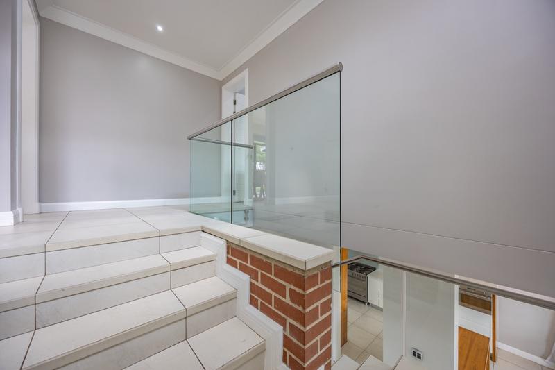 3 Bedroom Property for Sale in Waterkloof Ridge Gauteng