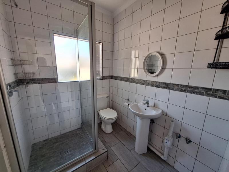 To Let 2 Bedroom Property for Rent in Rooihuiskraal Gauteng