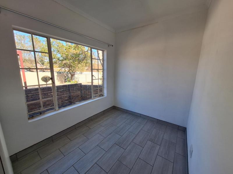 To Let 2 Bedroom Property for Rent in Rooihuiskraal Gauteng