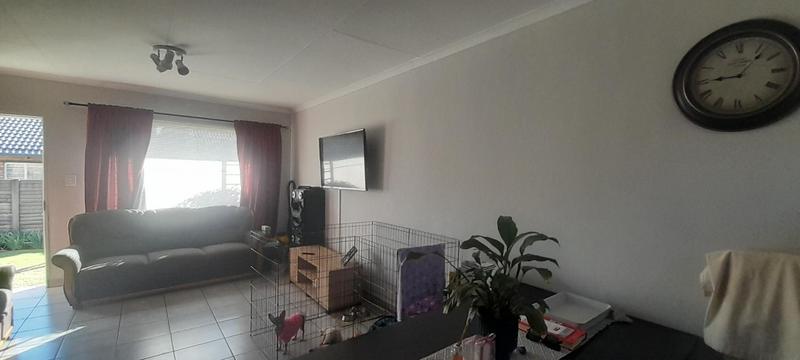 To Let 3 Bedroom Property for Rent in Rooihuiskraal North Gauteng