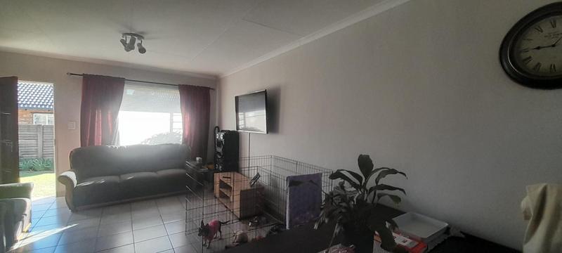 To Let 3 Bedroom Property for Rent in Rooihuiskraal North Gauteng