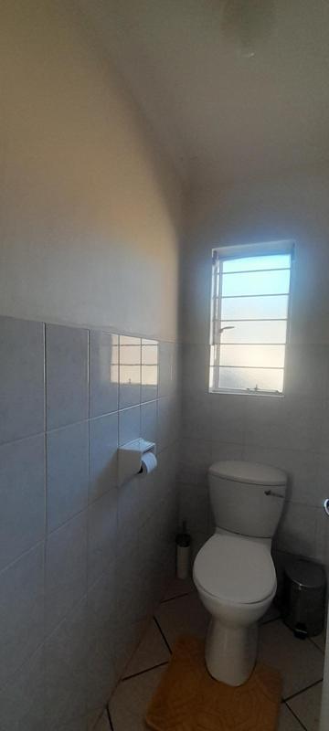 To Let 3 Bedroom Property for Rent in Rooihuiskraal North Gauteng
