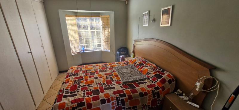 2 Bedroom Property for Sale in Monavoni Gauteng