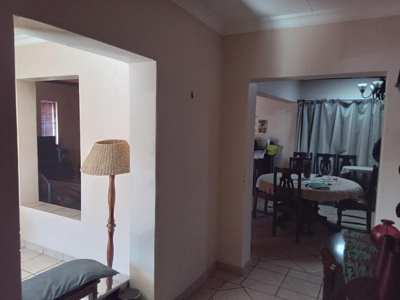 3 Bedroom Property for Sale in Wierda Park Gauteng