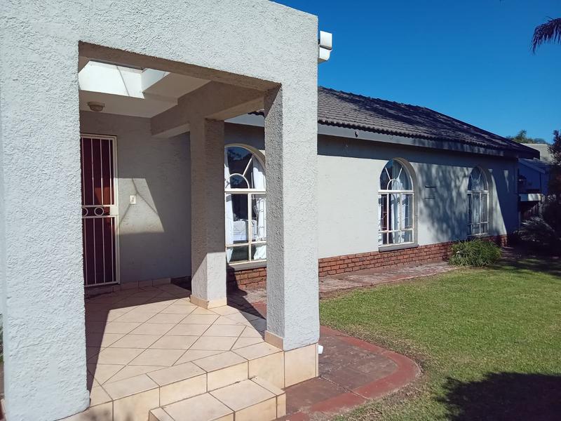 3 Bedroom Property for Sale in Wierda Park Gauteng