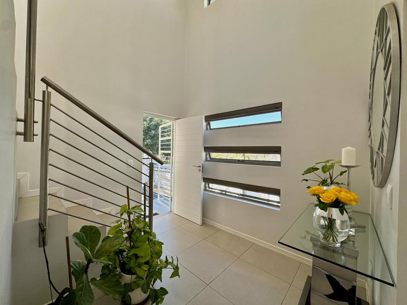 To Let 3 Bedroom Property for Rent in Bryanston Gauteng