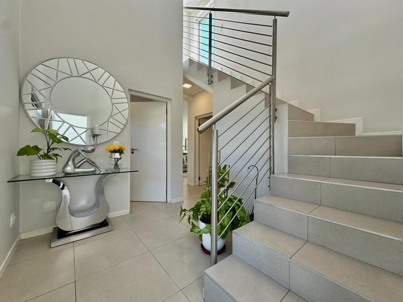 To Let 3 Bedroom Property for Rent in Bryanston Gauteng