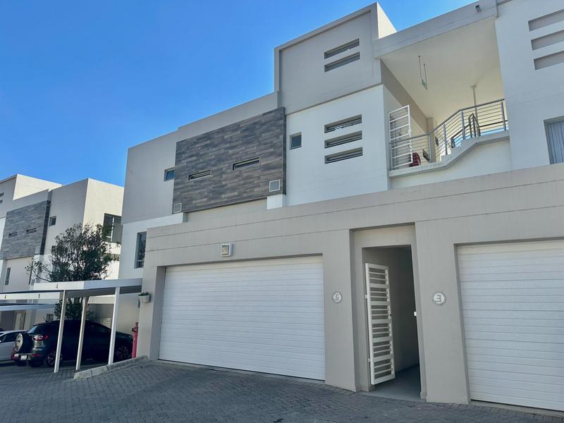 To Let 3 Bedroom Property for Rent in Bryanston Gauteng