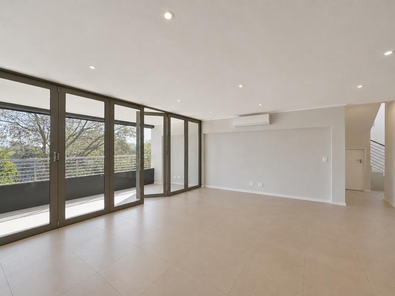 To Let 3 Bedroom Property for Rent in Bryanston Gauteng