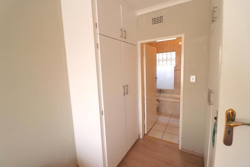To Let 3 Bedroom Property for Rent in Fairland Gauteng