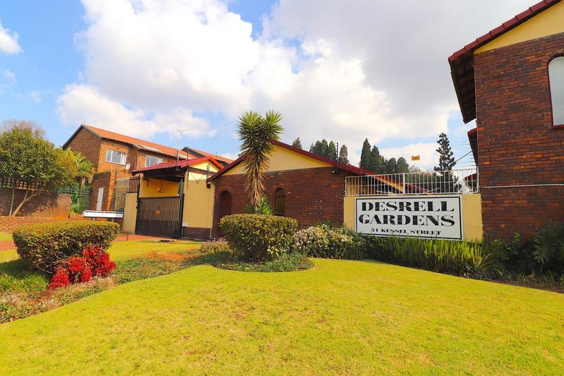 To Let 3 Bedroom Property for Rent in Fairland Gauteng