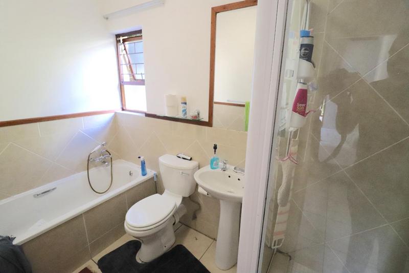 To Let 1 Bedroom Property for Rent in Lonehill Gauteng