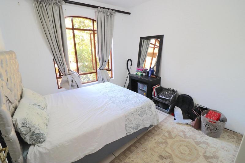 To Let 1 Bedroom Property for Rent in Lonehill Gauteng