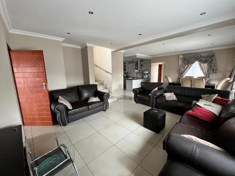 To Let 3 Bedroom Property for Rent in Vanderbijlpark SE 10 Gauteng