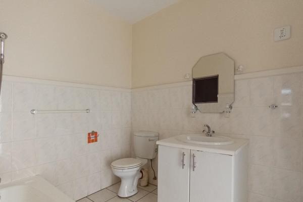 2 Bedroom Property for Sale in Northcliff Gauteng