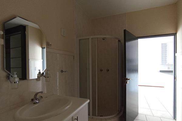 2 Bedroom Property for Sale in Northcliff Gauteng