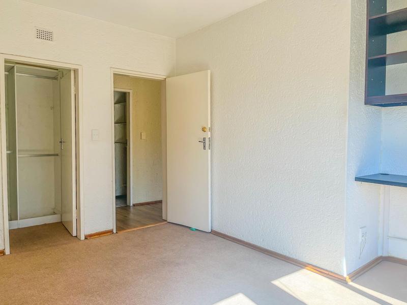 1 Bedroom Property for Sale in Westdene Gauteng