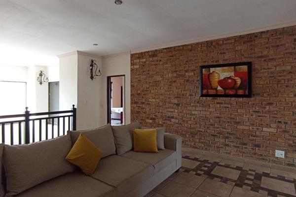 7 Bedroom Property for Sale in Featherbrooke Estate Gauteng