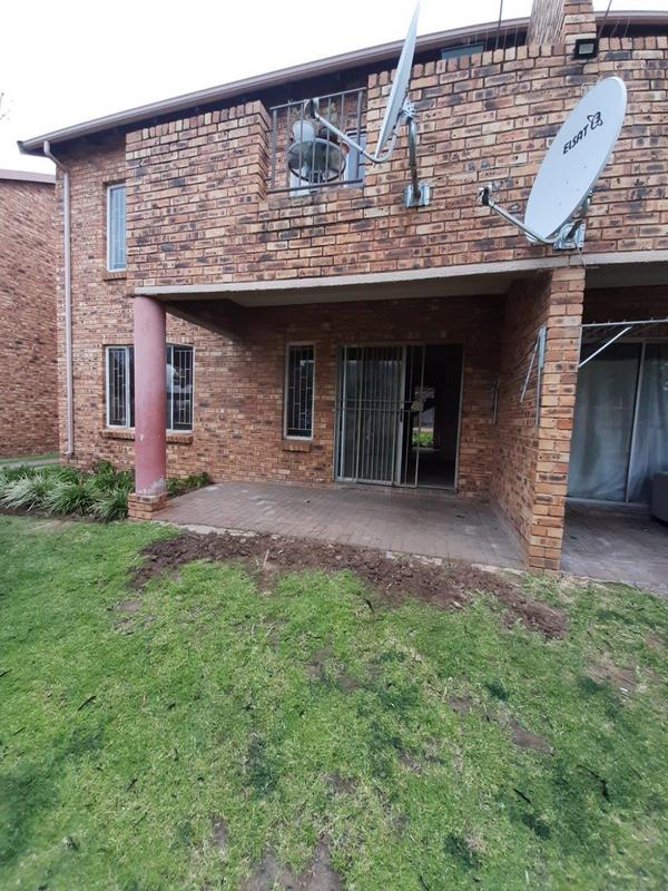 To Let 2 Bedroom Property for Rent in Wilgeheuwel Gauteng