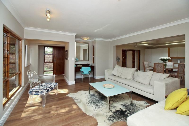 To Let 2 Bedroom Property for Rent in Parkmore Gauteng