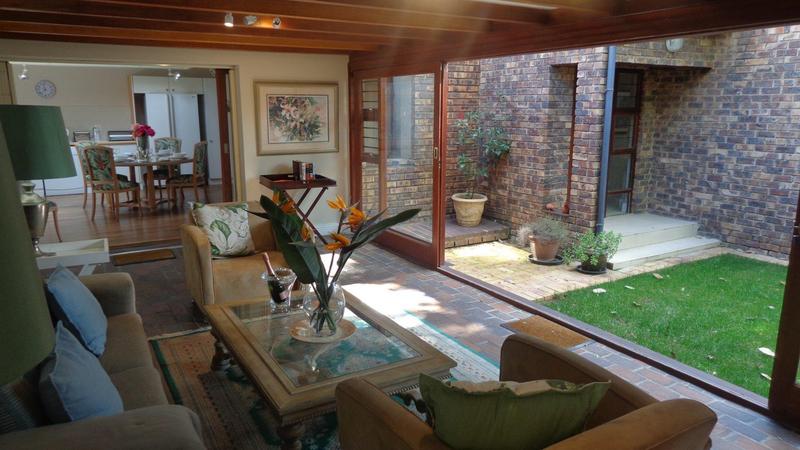To Let 2 Bedroom Property for Rent in Parkmore Gauteng