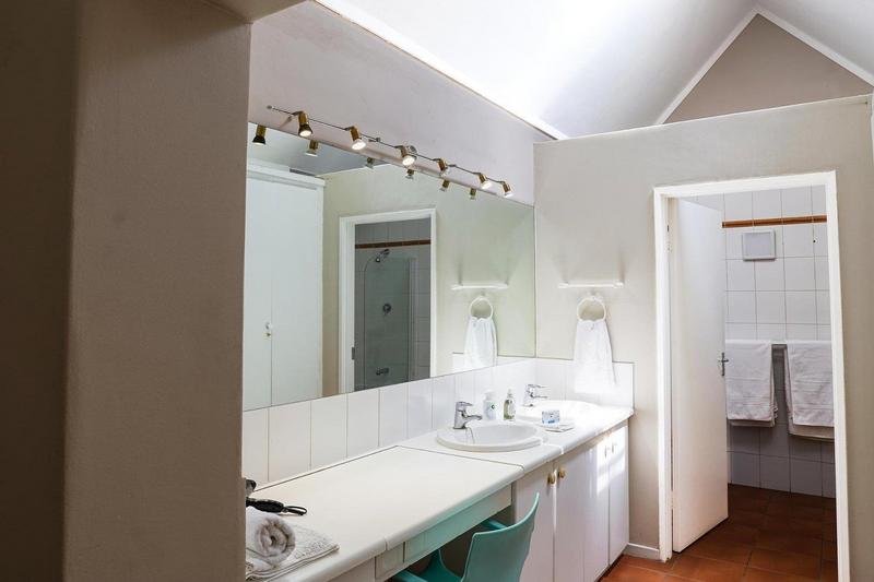 To Let 2 Bedroom Property for Rent in Parkmore Gauteng