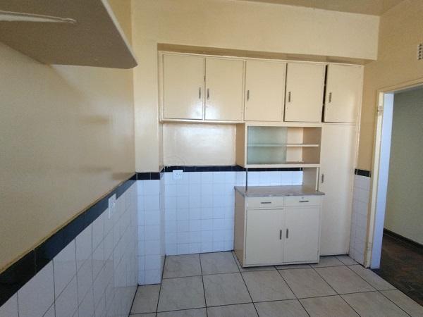To Let 2 Bedroom Property for Rent in Yeoville Gauteng