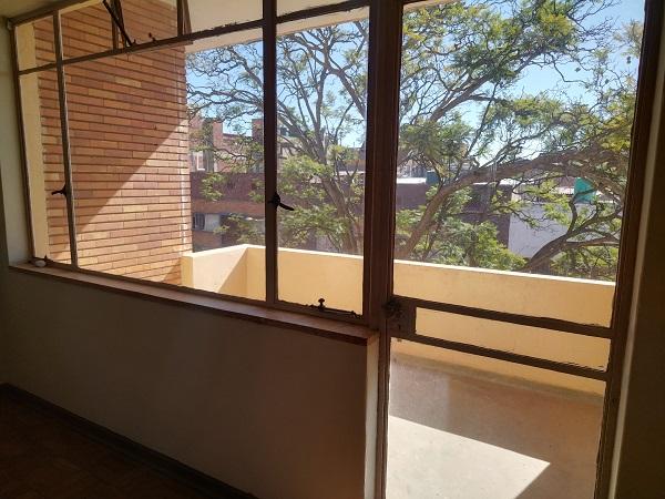 To Let 2 Bedroom Property for Rent in Yeoville Gauteng