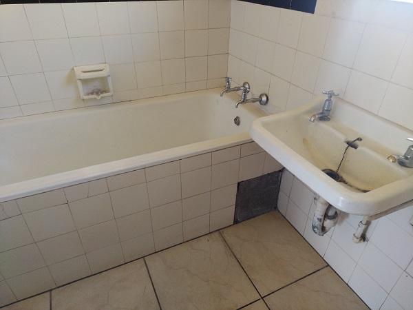 To Let 2 Bedroom Property for Rent in Yeoville Gauteng