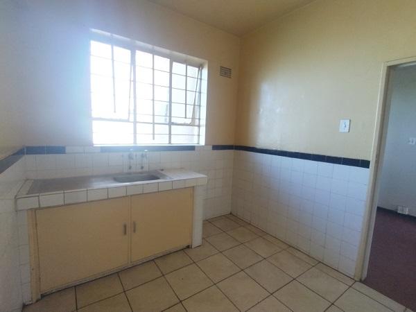 To Let 2 Bedroom Property for Rent in Yeoville Gauteng