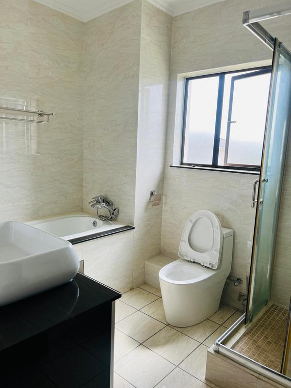 To Let 3 Bedroom Property for Rent in Craigavon Gauteng